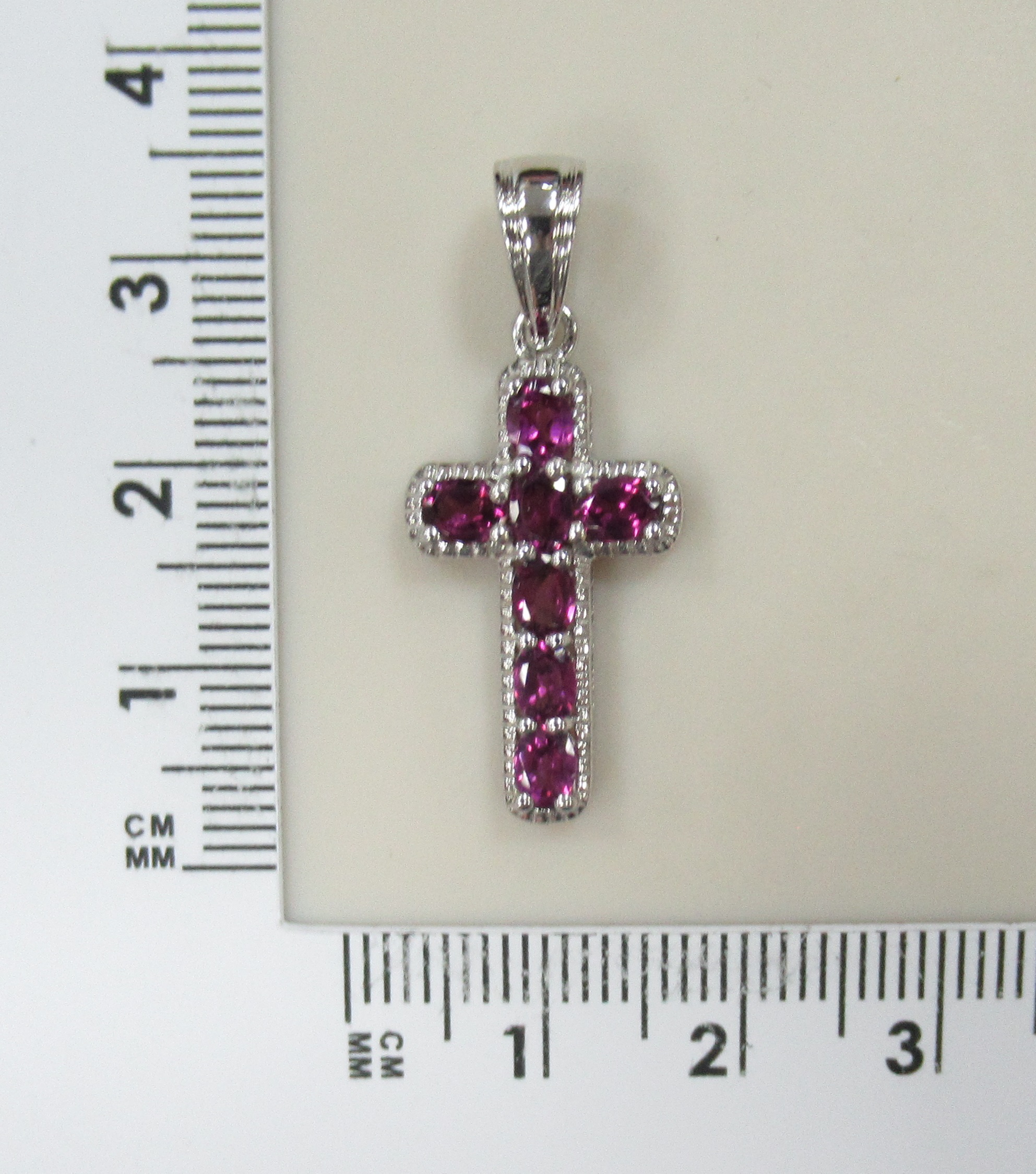 Серебряная подвеска-крест с гранатами Умбалит